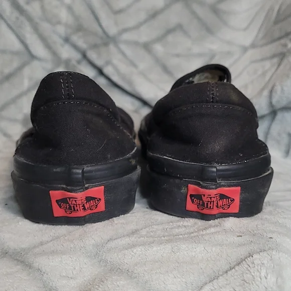 Vans canvas slip on shoe - Picture 2 of 6